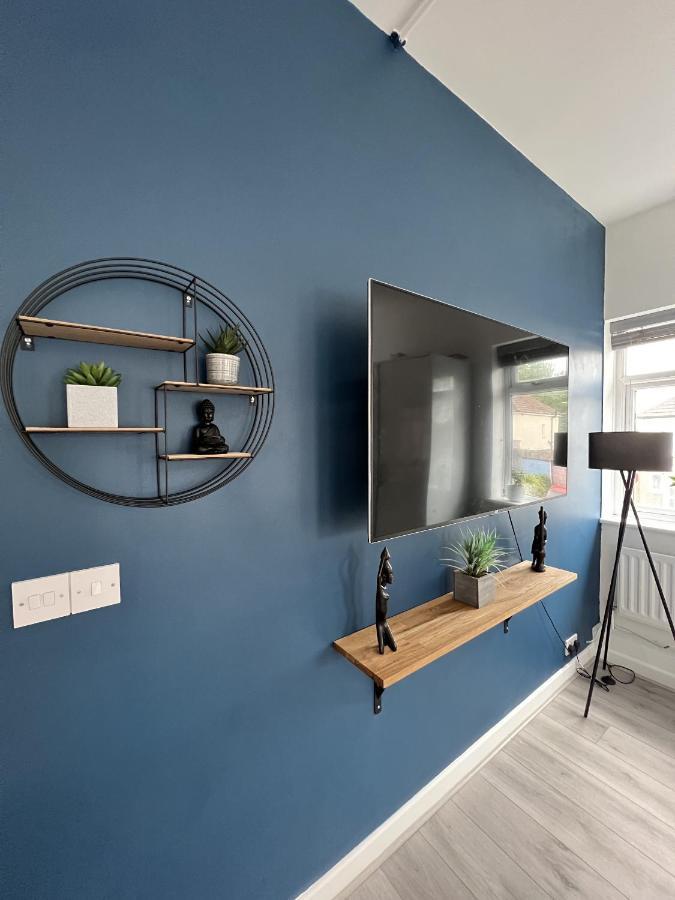 Warner Brothers Apartment Watford  Eksteriør bilde